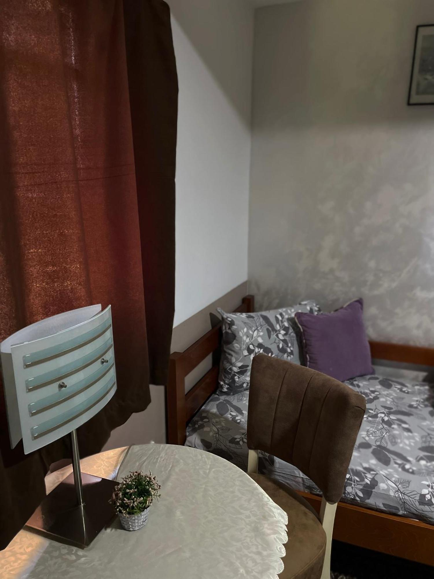 Rooms P&L Plav Buitenkant foto